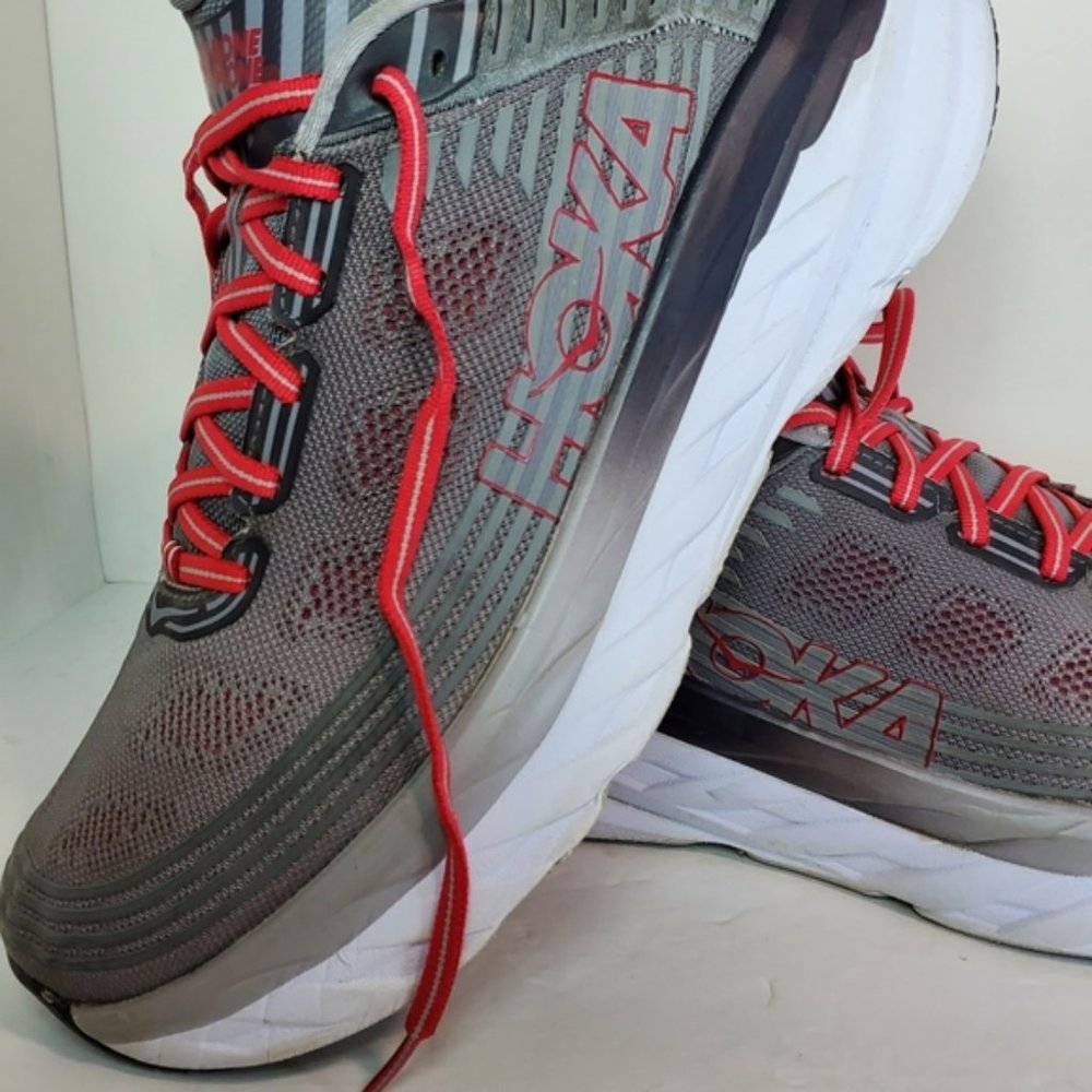 HOKA ONE ONE ONE BONDI 6 US SZ 11 MAN SHOES